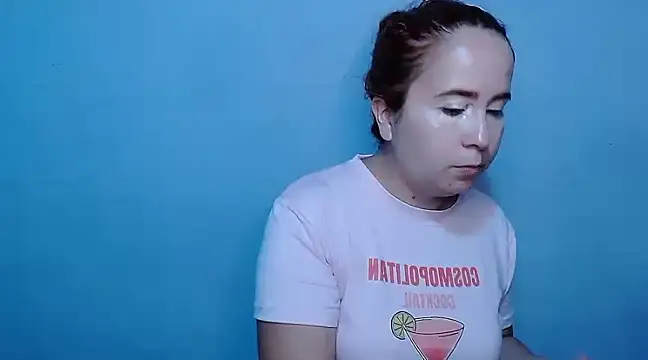 SubLayla01 online show from December 21, 6:55 pm