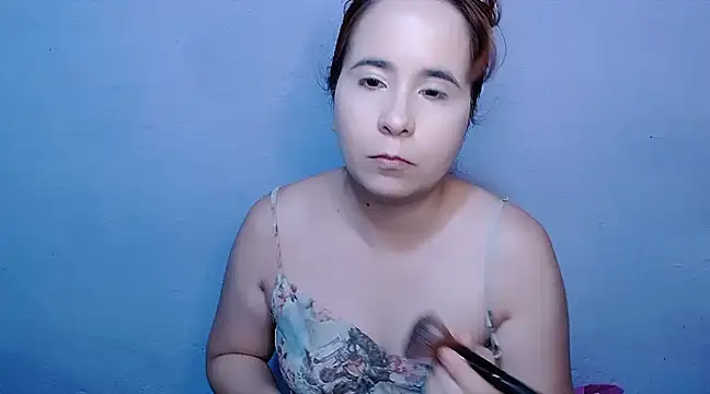 SubLayla01 online show from January 27, 5:48 pm