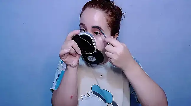 SubLayla01 online show from February 3, 11:20 am