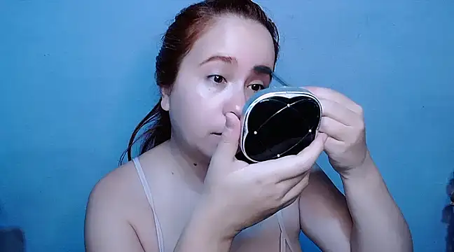 SubLayla01 online show from February 4, 11:27 am