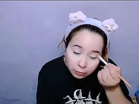 SubLayla01 online show from November 13, 5:34 pm