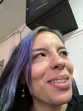 Alicia Ortiiz online show from February 18, 5:20 pm