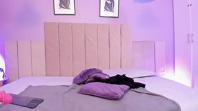 April bowie online show from February 24, 6:26 pm