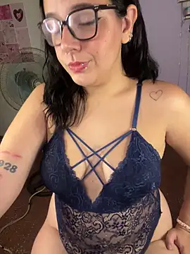 agoosvokk online show from February 6, 3:44 am