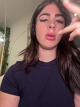 aus queen online show from June 4, 10:27 pm