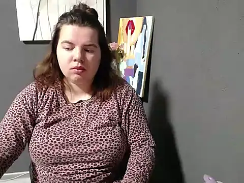 so shy online show from March 18, 7:08 am