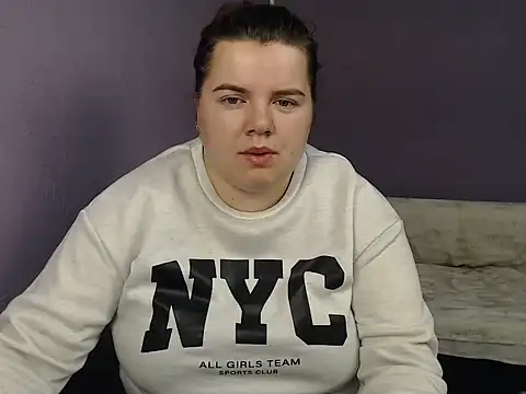 so shy online show from September 21, 6:15 am