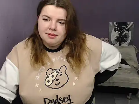 so shy online show from October 29, 7:43 am