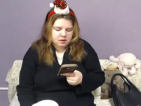 so shy online show from December 23, 7:50 am