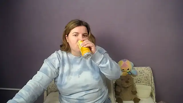 so shy online show from March 16, 7:12 am