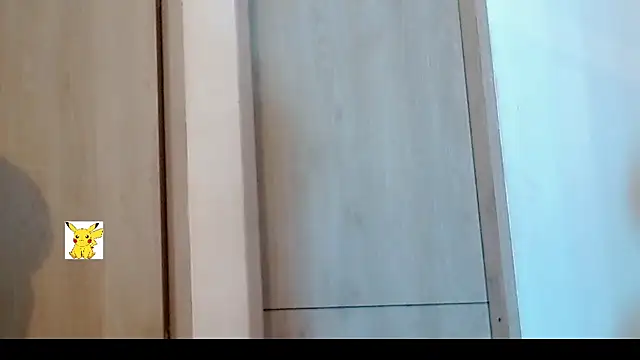 Snapshot of honey_skin chatting on February 17, 1:36 am honey skin online show from February 17, 1:36 am