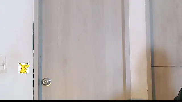 Snapshot of honey_skin chatting on February 21, 8:07 am honey skin online show from February 21, 8:07 am