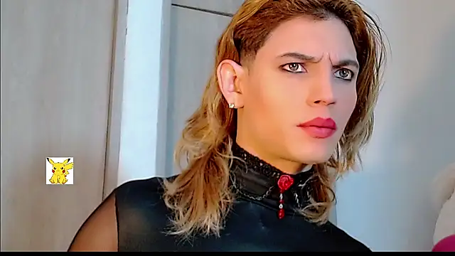 Snapshot of honey_skin chatting on February 26, 8:37 am honey skin online show from February 26, 8:37 am