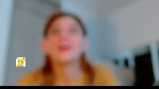 Snapshot of honey_skin chatting on March 9, 12:53 pm honey skin online show from March 9, 12:53 pm