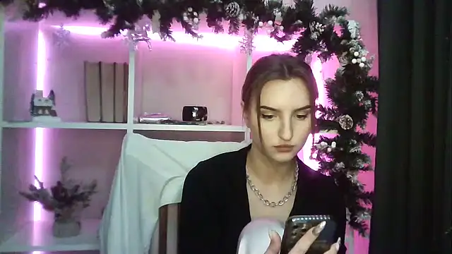 Snapshot of X_Alisa chatting on December 26, 7:49 pm X Alisa online show from December 26, 7:49 pm