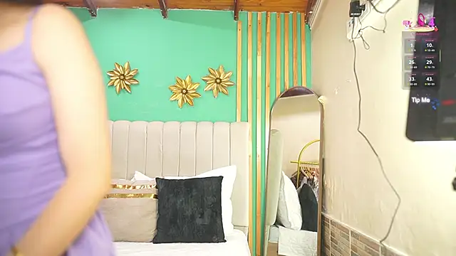 katlyn martins online show from September 17, 7:04 pm