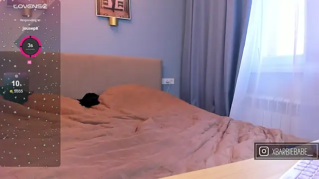 XBarbieBabeX online show from April 11, 7:45 am