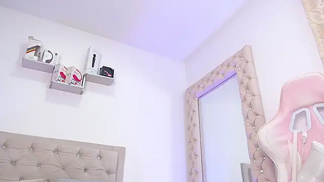 lorennahernandez01 online show from January 10, 12:36 pm