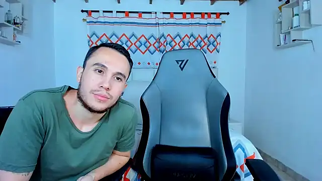 xxx sweet couple  online show from December 17, 4:56 am