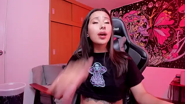 aciddollhell online show from February 7, 1:09 am