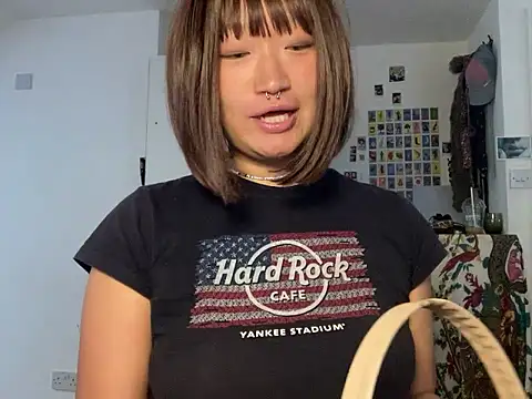 xxxYUKARIxxx online show from May 10, 2:44 pm