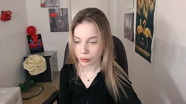 HeyDoraa online show from February 1, 1:41 pm