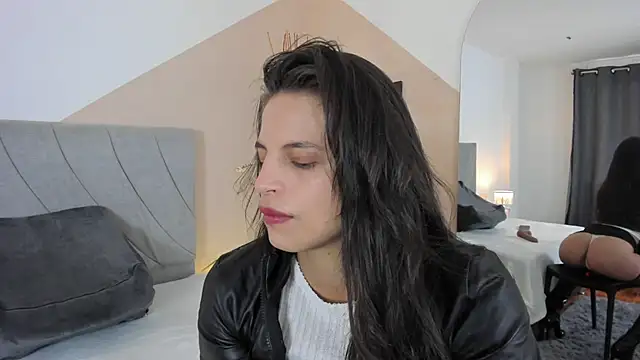 angieebaezz online show from March 20, 12:53 pm