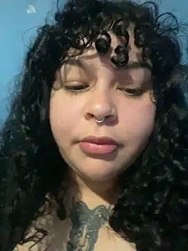 Snapshot of Kimberliprivv chatting on June 2, 3:58 pm Kimberliprivv online show from June 2, 3:58 pm