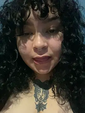 Snapshot of Kimberliprivv chatting on June 14, 4:20 pm Kimberliprivv online show from June 14, 4:20 pm