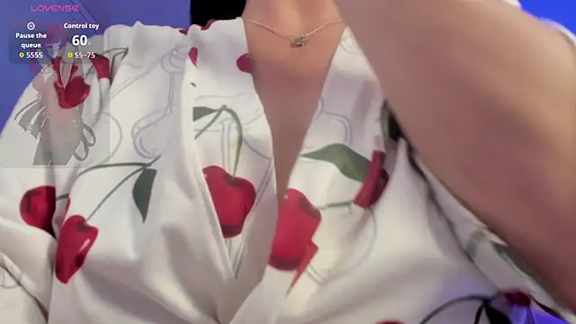 ScarletGV online show from April 21, 5:47 am