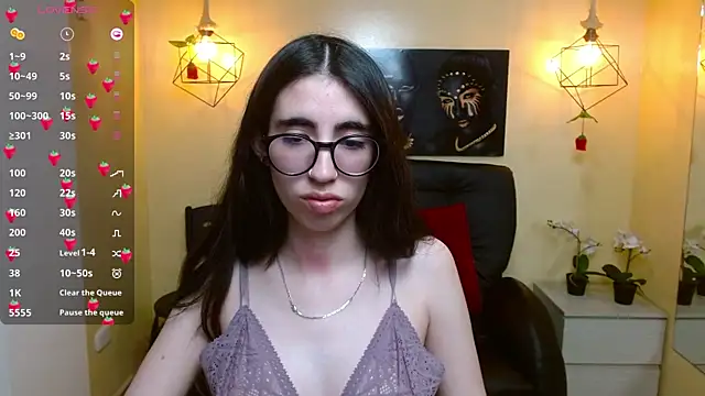 Snapshot of LenaRoses chatting on January 27, 8:49 pm LenaRoses online show from January 27, 8:49 pm