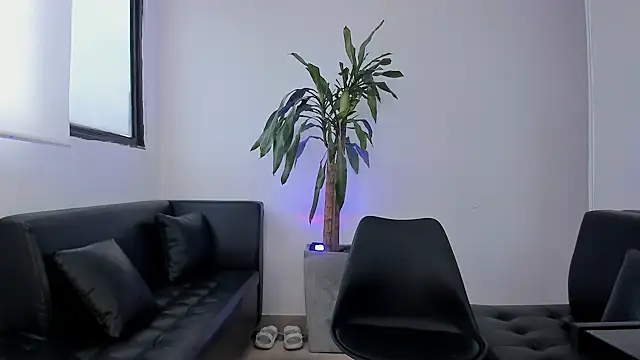 Snapshot of alice_greco chatting on February 3, 12:54 pm alice greco online show from February 3, 12:54 pm