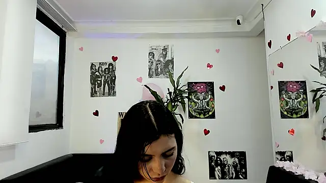 Snapshot of alice_greco chatting on February 11, 11:37 am alice greco online show from February 11, 11:37 am