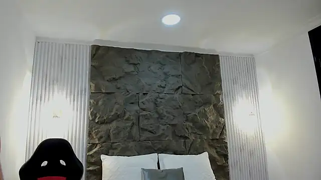 Snapshot of alice_greco chatting on March 15, 7:25 am alice greco online show from March 15, 7:25 am