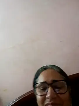 Snapshot of _candi chatting on February 11, 12:27 pm candi online show from February 11, 12:27 pm