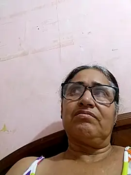 Snapshot of _candi chatting on February 14, 12:19 am candi online show from February 14, 12:19 am