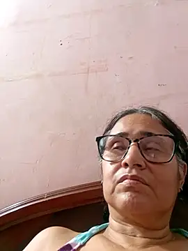 Snapshot of _candi chatting on February 15, 7:28 pm candi online show from February 15, 7:28 pm