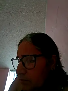 Snapshot of _candi chatting on February 18, 11:55 am candi online show from February 18, 11:55 am