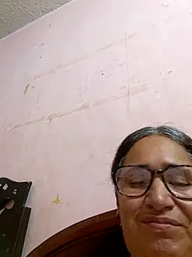 Snapshot of _candi chatting on February 19, 7:50 am candi online show from February 19, 7:50 am