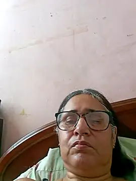 Snapshot of _candi chatting on February 20, 6:02 pm candi online show from February 20, 6:02 pm