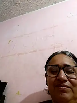Snapshot of _candi chatting on February 26, 9:10 am candi online show from February 26, 9:10 am