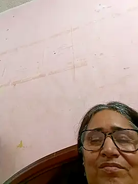 Snapshot of _candi chatting on March 5, 10:10 pm candi online show from March 5, 10:10 pm