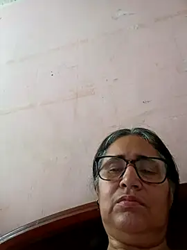 Snapshot of _candi chatting on March 6, 11:25 am candi online show from March 6, 11:25 am