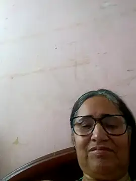 Snapshot of _candi chatting on March 9, 12:09 pm candi online show from March 9, 12:09 pm