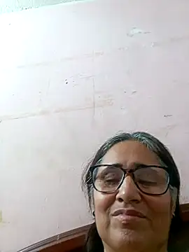 Snapshot of _candi chatting on March 9, 6:32 pm candi online show from March 9, 6:32 pm