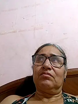 Snapshot of _candi chatting on March 15, 2:14 am candi online show from March 15, 2:14 am