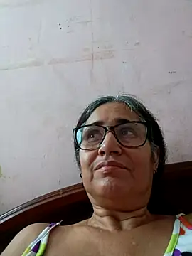 Snapshot of _candi chatting on March 16, 12:00 pm candi online show from March 16, 12:00 pm
