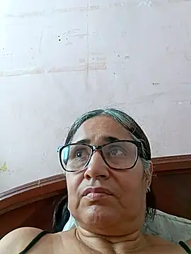 Snapshot of _candi chatting on March 16, 5:50 pm candi online show from March 16, 5:50 pm
