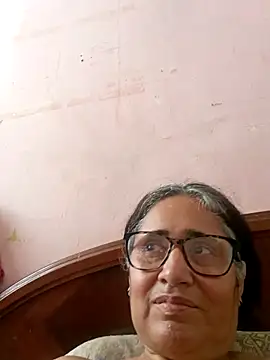 Snapshot of _candi chatting on March 20, 4:31 pm candi online show from March 20, 4:31 pm