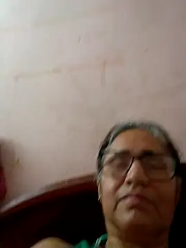 Snapshot of _candi chatting on March 21, 11:12 am candi online show from March 21, 11:12 am